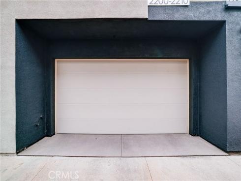 2210 Synergy , Irvine, CA