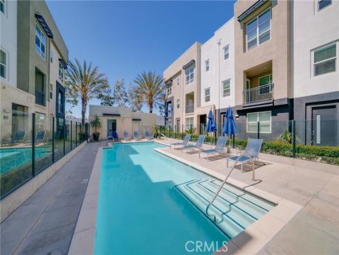 2210 Synergy , Irvine, CA