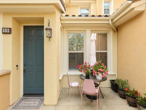 181  Groveland  , Irvine, CA