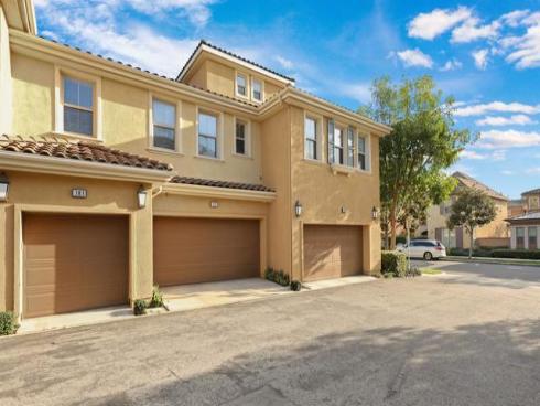 181  Groveland  , Irvine, CA