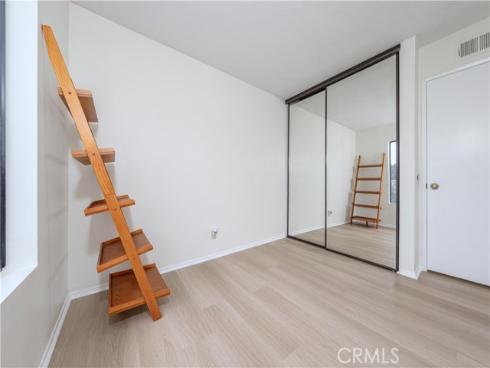 305  Huntington  , Irvine, CA