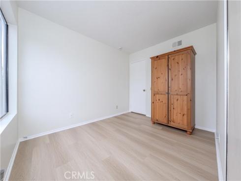 305  Huntington  , Irvine, CA