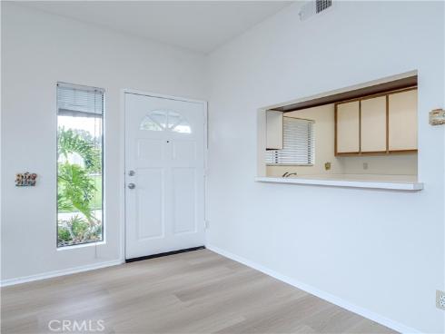 305  Huntington  , Irvine, CA