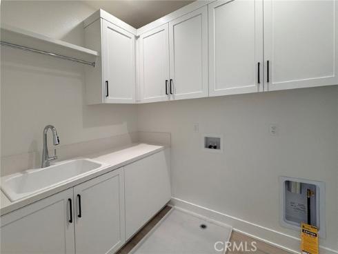 120  Awning  , Irvine, CA