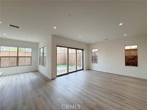 120  Awning  , Irvine, CA