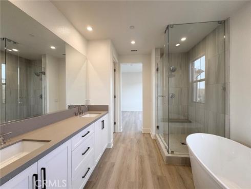 120  Awning  , Irvine, CA