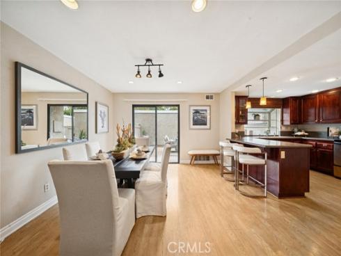 10 Prescott , Irvine, CA