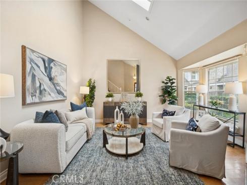 10 Prescott , Irvine, CA