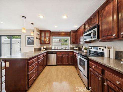 10 Prescott , Irvine, CA