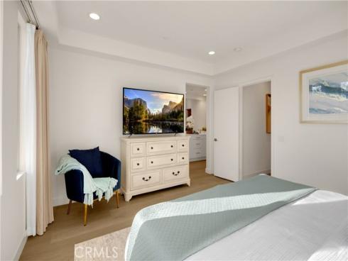 269 Magnet , Irvine, CA