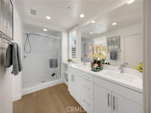 269 Magnet , Irvine, CA