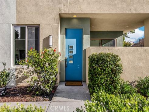 269 Magnet , Irvine, CA