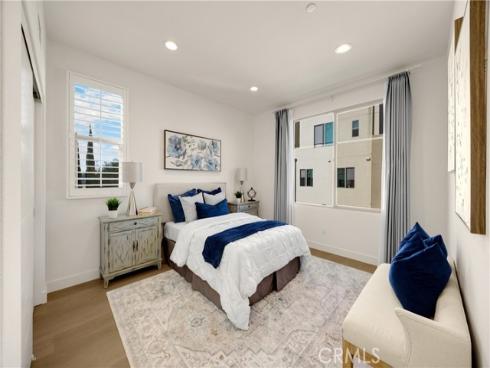 269 Magnet , Irvine, CA