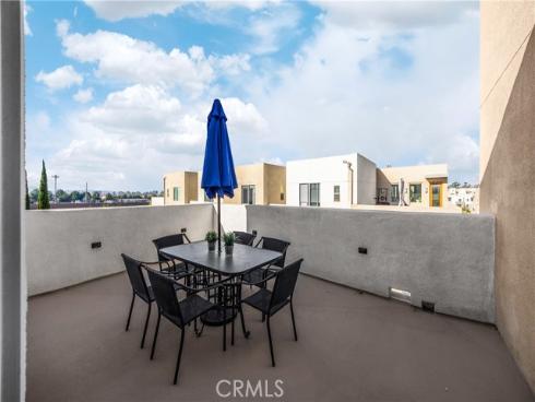 269 Magnet , Irvine, CA