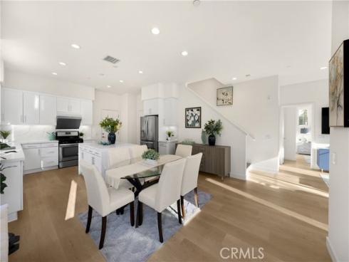 269 Magnet , Irvine, CA