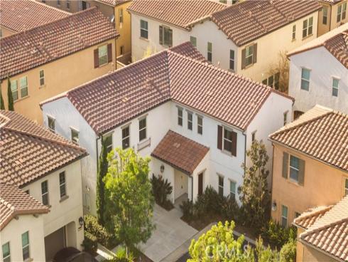 102  Yellow Pine  , Irvine, CA