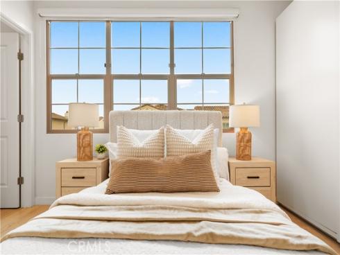 184  Elkhorn  , Irvine, CA