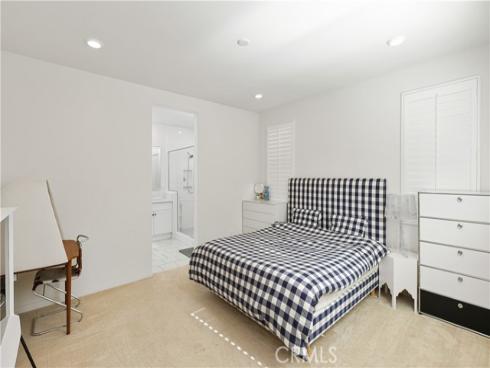 107  Terrapin  , Irvine, CA