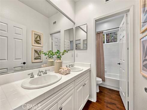 8 Versailles , Irvine, CA