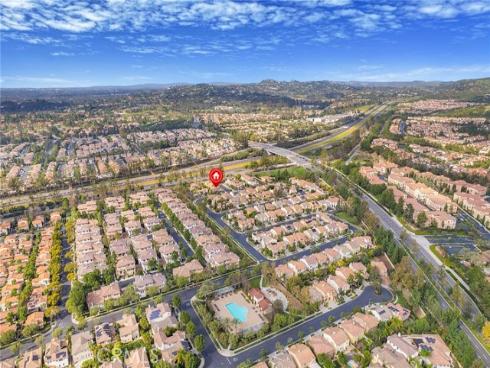 8 Versailles , Irvine, CA