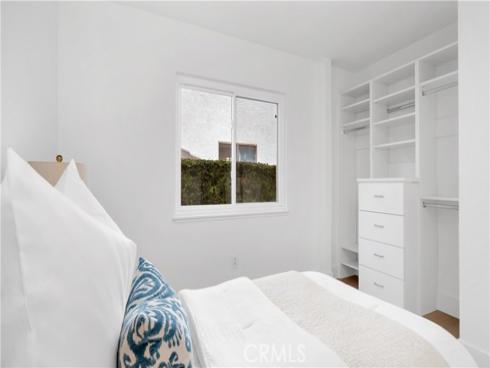 22  Yorktown  , Irvine, CA