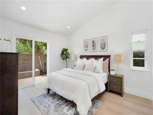 22  Yorktown  , Irvine, CA