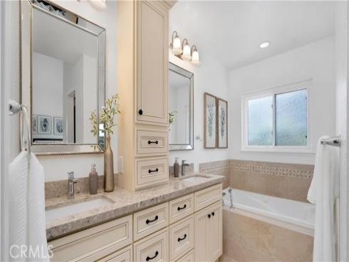 22  Yorktown  , Irvine, CA