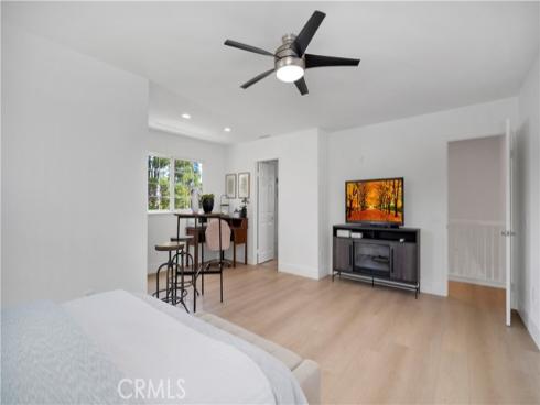 22  Yorktown  , Irvine, CA