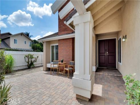 22  Yorktown  , Irvine, CA