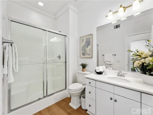 171  Stepping Stone  , Irvine, CA