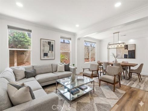 2  Dos Rios  , Irvine, CA