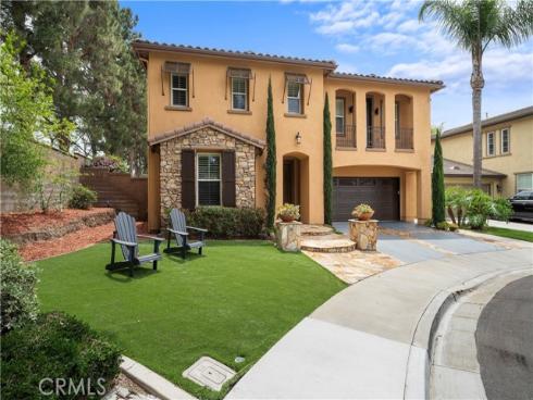 2  Dos Rios  , Irvine, CA