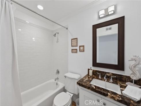 7  E Yale loop  , Irvine, CA