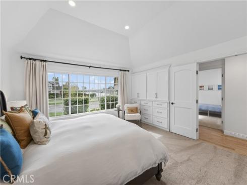 7  E Yale loop  , Irvine, CA