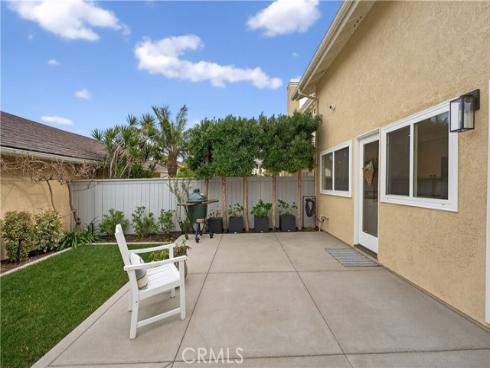7  E Yale loop  , Irvine, CA