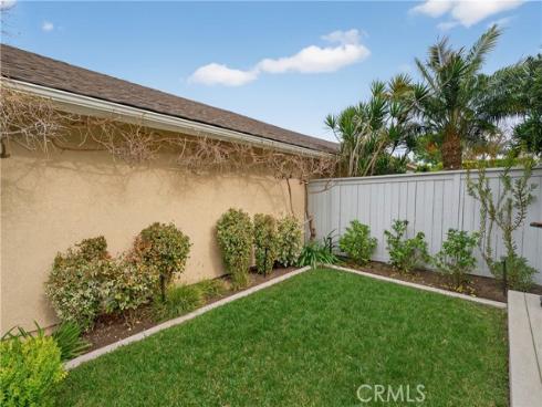 7  E Yale loop  , Irvine, CA