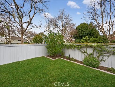 7  E Yale loop  , Irvine, CA