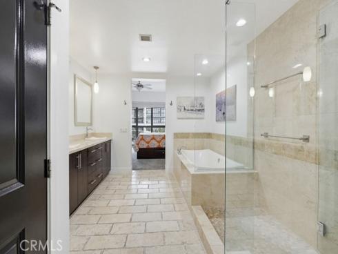 402 Rockefeller 418 , Irvine, CA