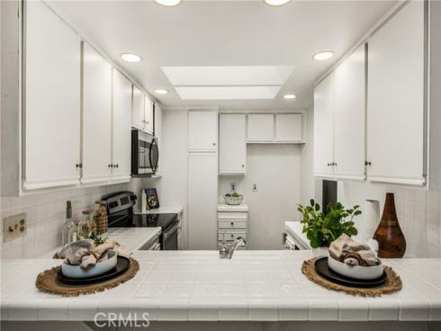 54  Orchard  , Irvine, CA