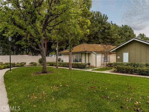 54  Orchard  , Irvine, CA