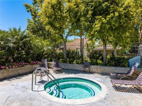 54  Orchard  , Irvine, CA