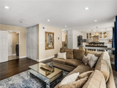 22  Hunter  , Irvine, CA