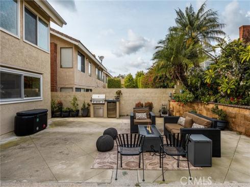 22  Hunter  , Irvine, CA