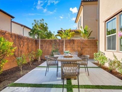 106  Cordial  , Irvine, CA