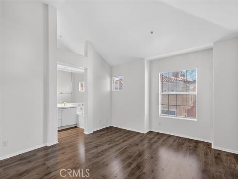 1  Salviati Aisle  , Irvine, CA