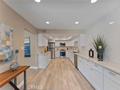 21  Queens Wreath  , Irvine, CA