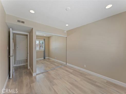 21  Queens Wreath  , Irvine, CA