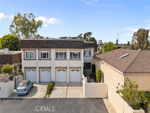 21  Queens Wreath  , Irvine, CA