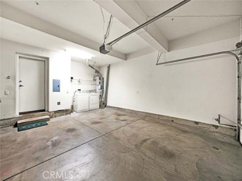 1203  Solvay Aisle  , Irvine, CA