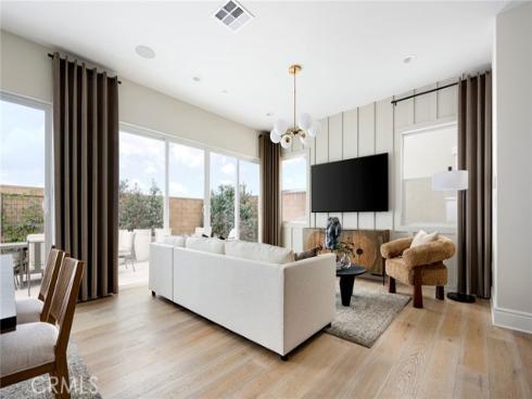 652 Gadwall , Irvine, CA